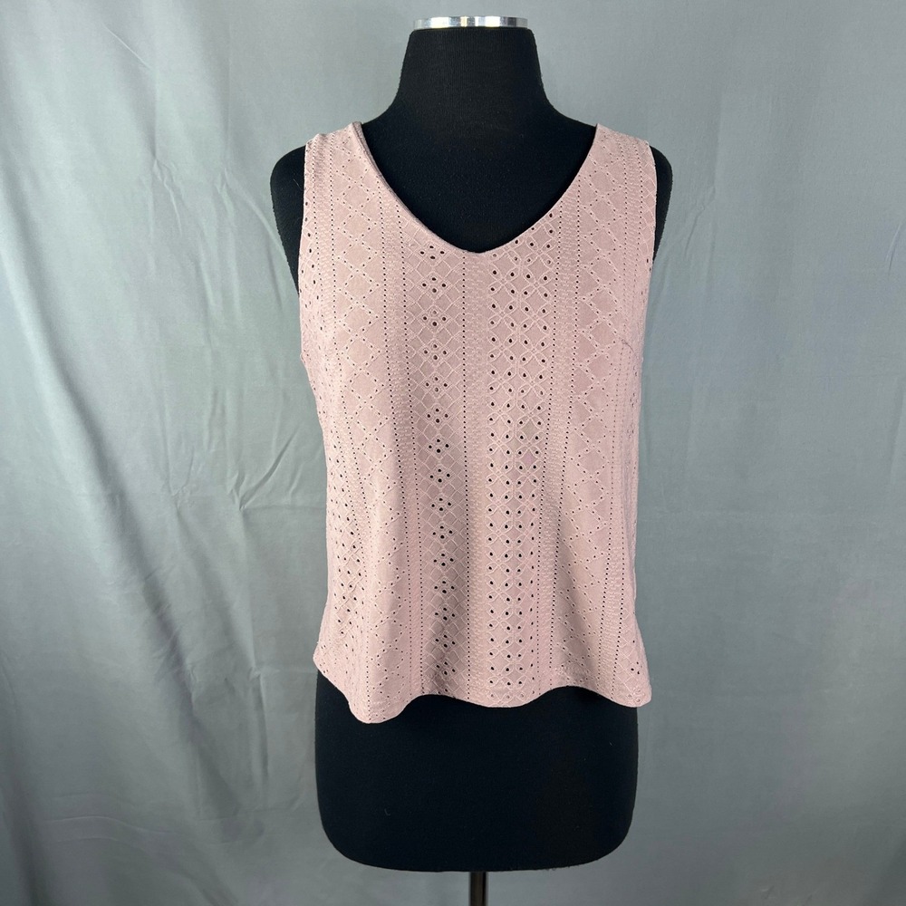 Maysoar Tank Top Women's Small Light Pink Eyelet Sleeveless Deep V Neck Pullover